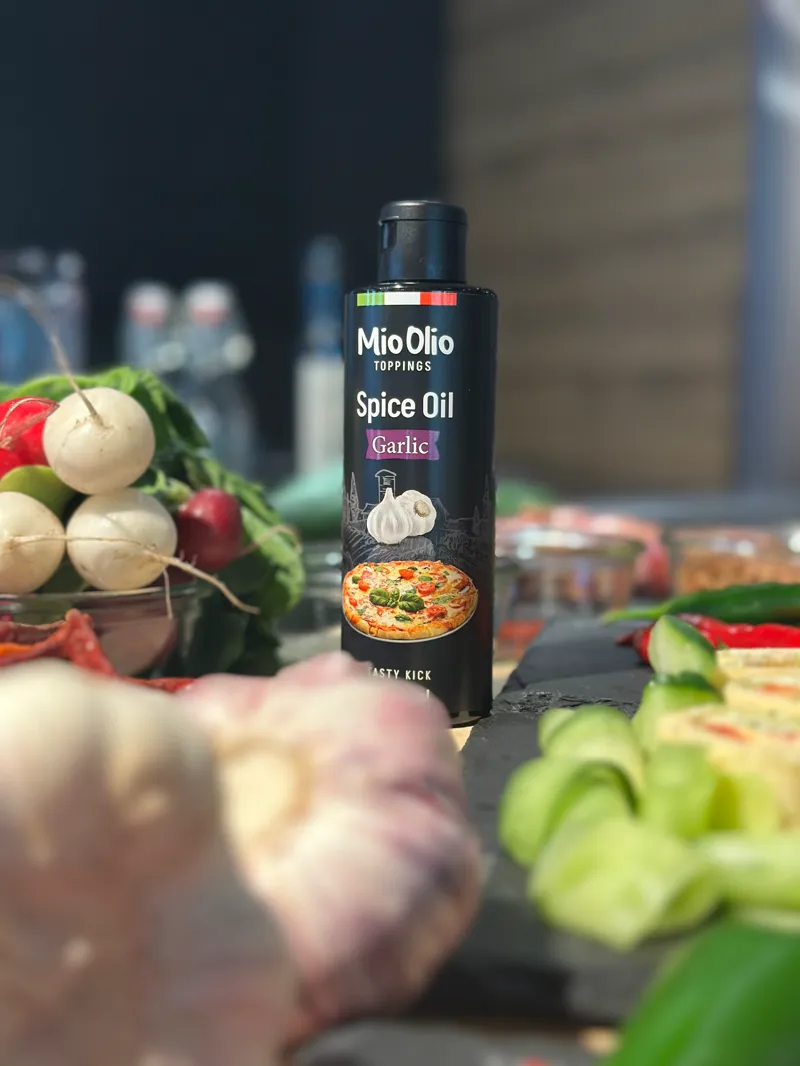 MioOlio Knoblauchöl in der Squeeze-Flasche